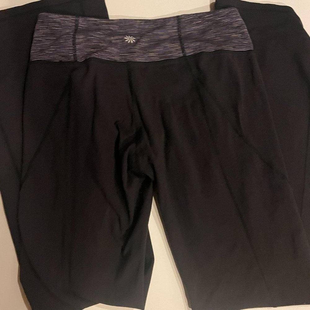 Athleta Flair pants Yoga, Pilates, Athleisure
